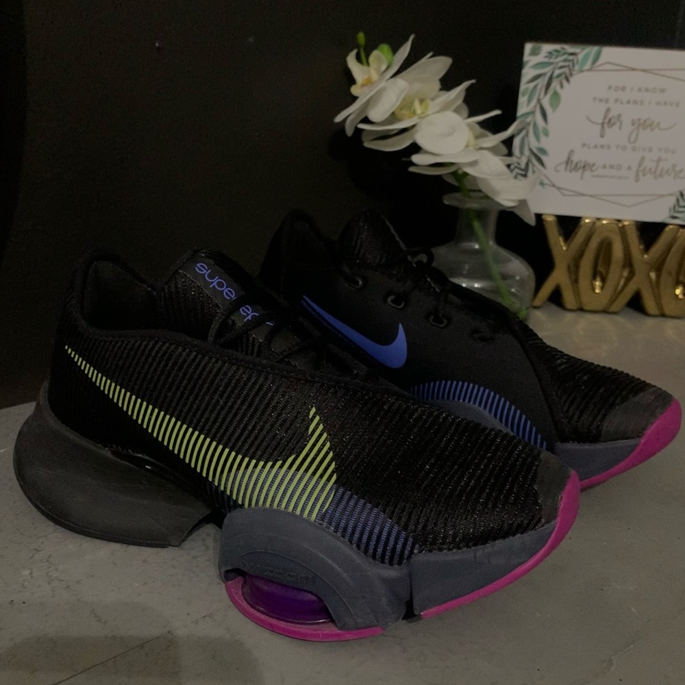 Women’s Nike Air Zoom SuperRep 2 size 6.5